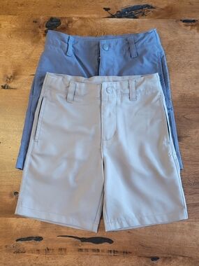 Under Armour Kids Performance Shorts in Kahki and Charcoal